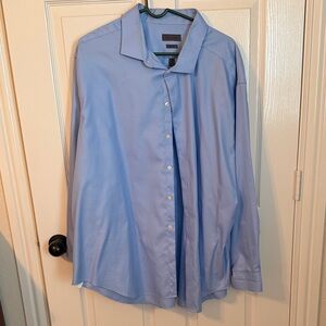 Calvin Klein Men's Light Blue Dress Shirt